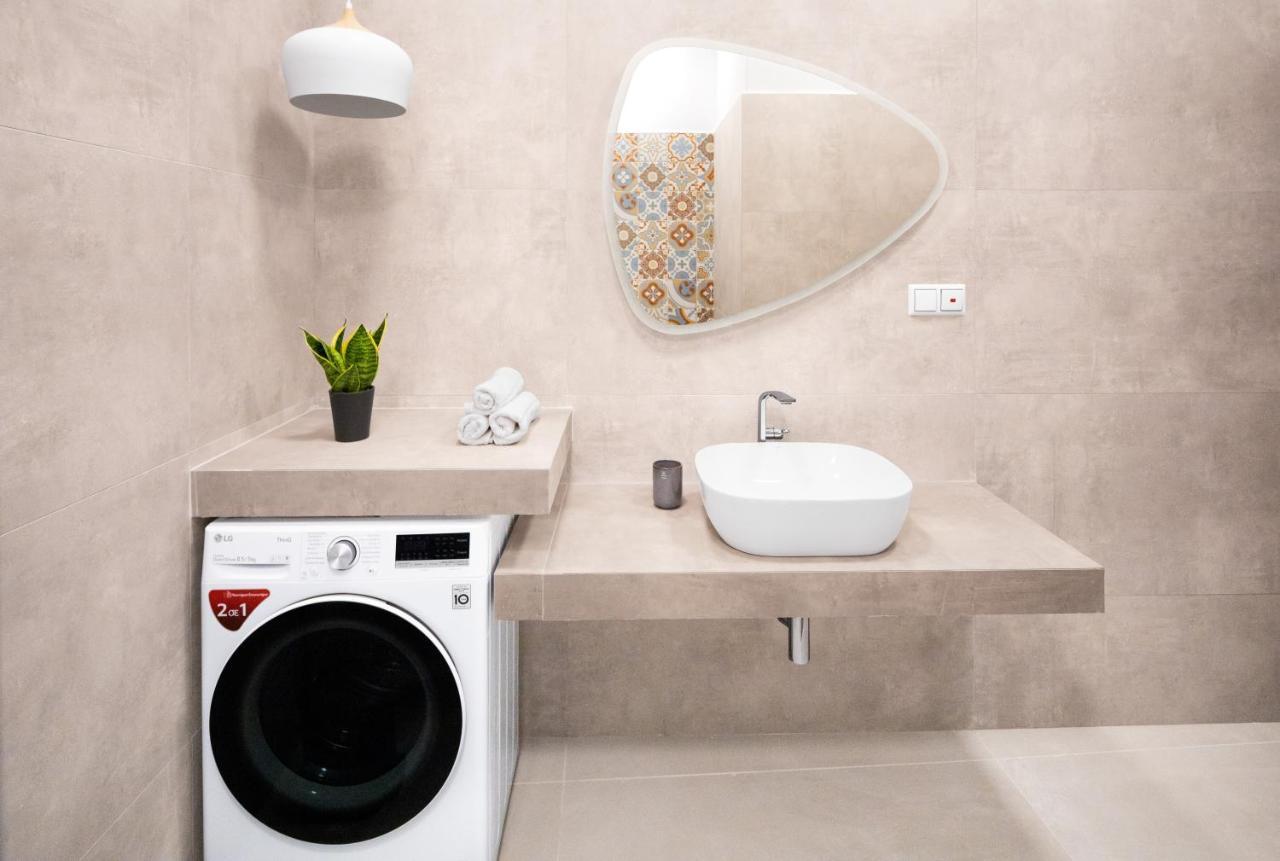 Andos Cozy & Luxury Upgraded Apartments Atina Dış mekan fotoğraf